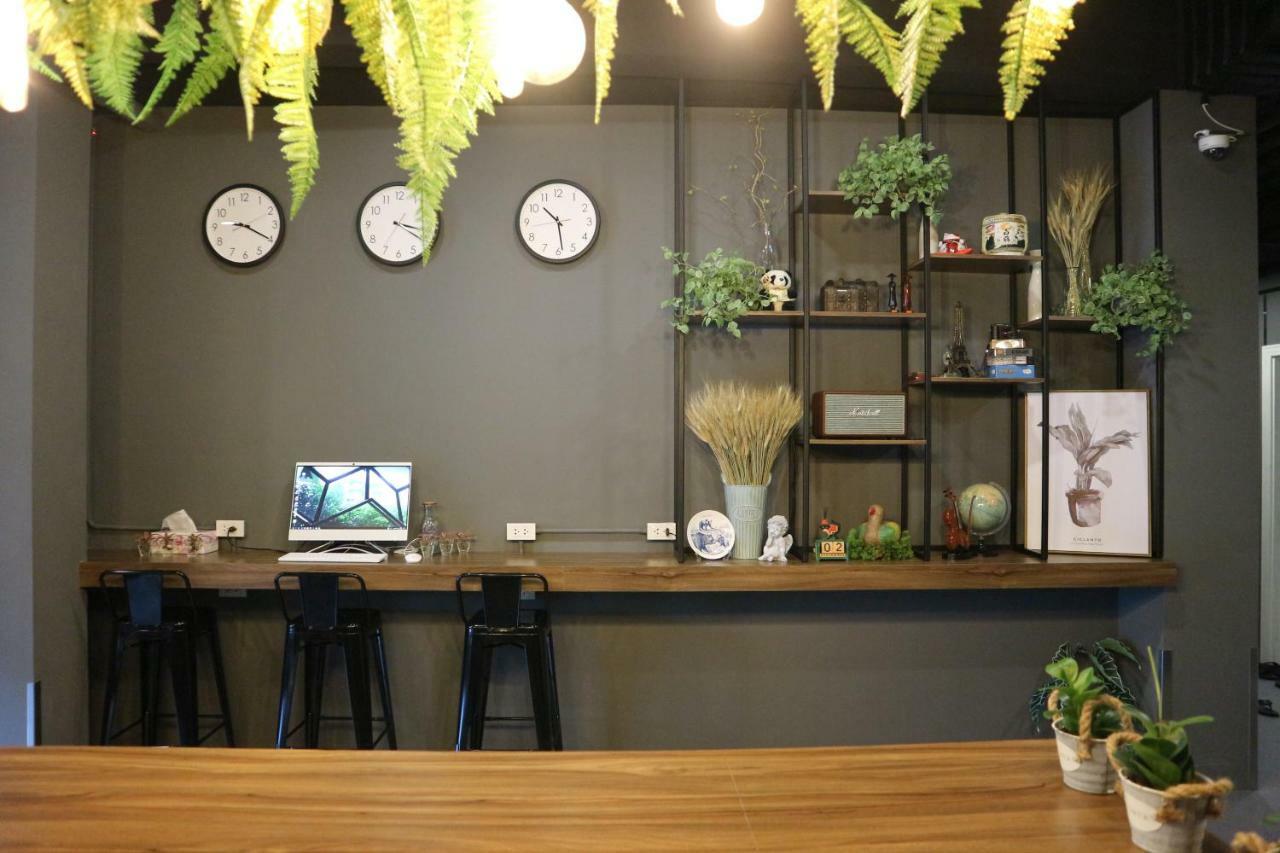 Forrest Bangkok Hotel Zewnętrze zdjęcie