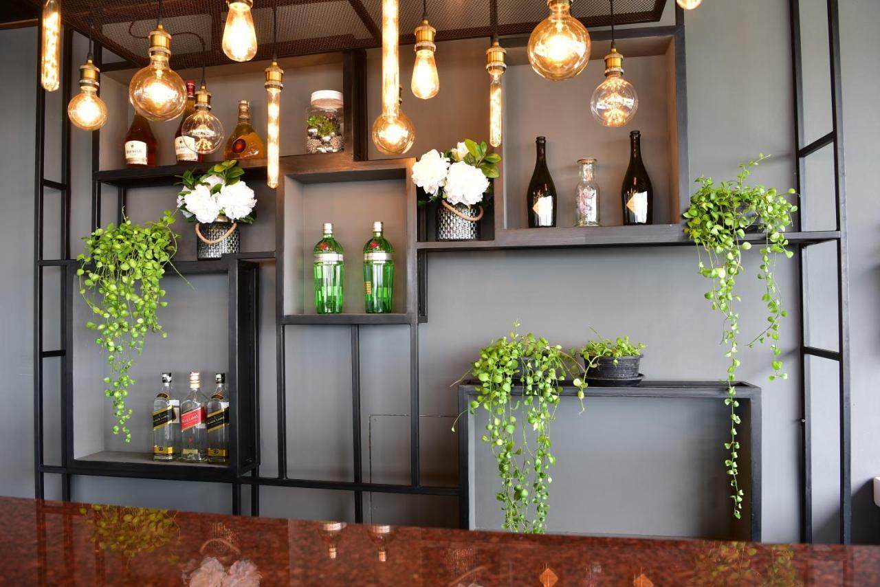 Forrest Bangkok Hotel Zewnętrze zdjęcie