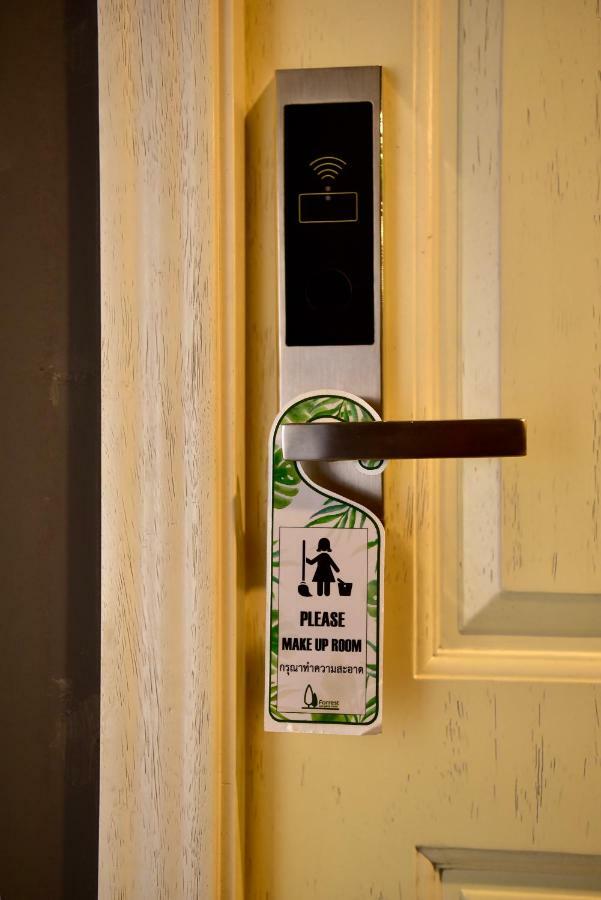 Forrest Bangkok Hotel Zewnętrze zdjęcie